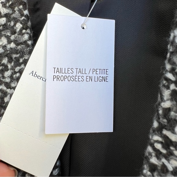 Abercrombie, tweed blazer coat, size small petite - Picture 8 of 12